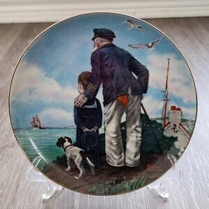NORMAN ROCKWALL Looking Out to Sea Royal‎ Eaton 1982 Vintage Collectible Plate